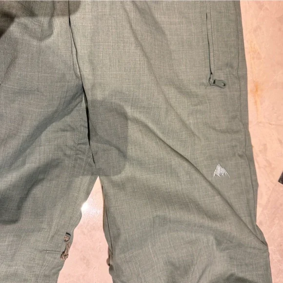 Burton's Women Fly Insulated Snow Pants